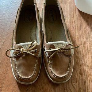Sperry boat shoes